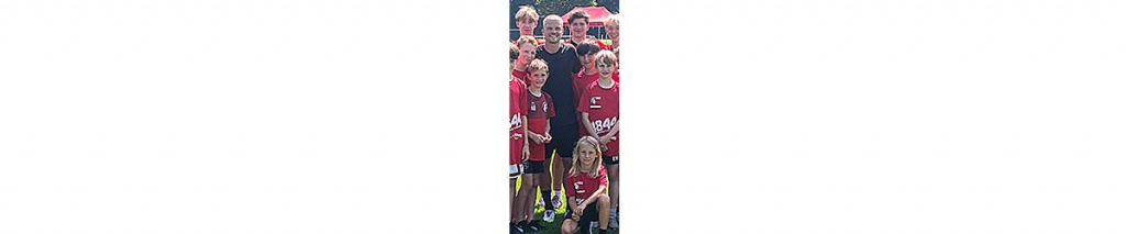 Lizenzspieler Phillip Max zu Gast