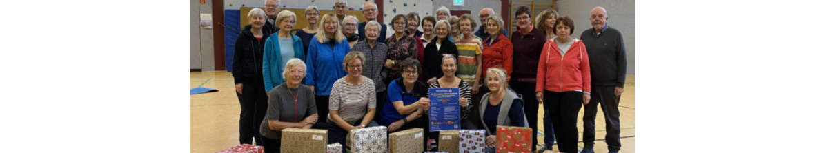 Weihnachtspäckchen für ein Waisenhaus