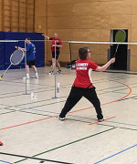 Aus dem Hinterfeld Druck machen, vorne die abgewehrten Bälle direkt abfangen und Punkte sammeln. Das gelang Matthias und Franziska an diesem Tag besonders gut. 07-IMG-20170127-WA0006-Liga-01-Usingen