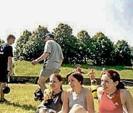 Warten auf den Beginn des Wettkampfes la-turnfest_leipzig_2002-03