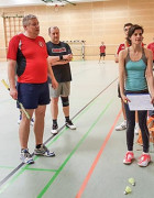 Begrüßung durch die Spielführerin Astrid (Erbach). Die Spielpaarungen und die Reihenfolge werden festgelegt. 02-Liga-Erbach