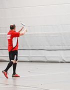 Stefan hat sein Racket im Anschlag ... 12-Gross-Karben