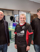 v. links: Bürgermeister der Stadt Idstein Christian Herfurth, Vorstand Marketing Matthias Kunert, Erster Fotofreund Martin Fabjancic - Foto Ragnar Hoffmann