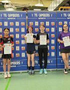 Erfolgreicher Sonntag für unsere U15-Damen: Emilia und Nicole sichern sich im vereinsinternen Duell den starken dritten Platz im Doppel.