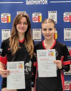 Starke Leistung und verdient Silber: Alina und Daria erreichen das Finale im U17-Damendoppel.