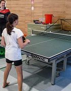 am Tischtennis-Ballautomat